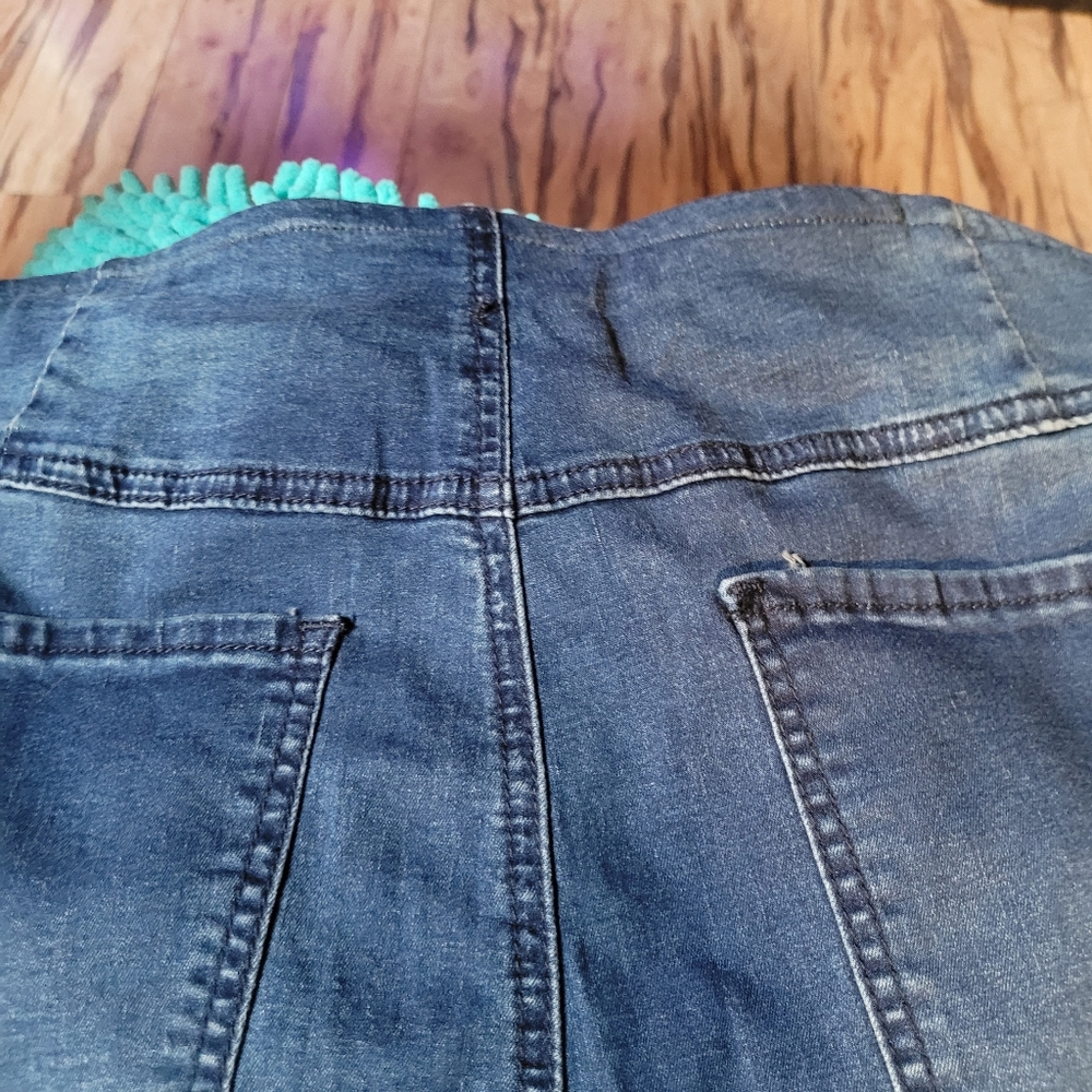 Suzanne Betro Pullon Denim - Picture 4 of 9
